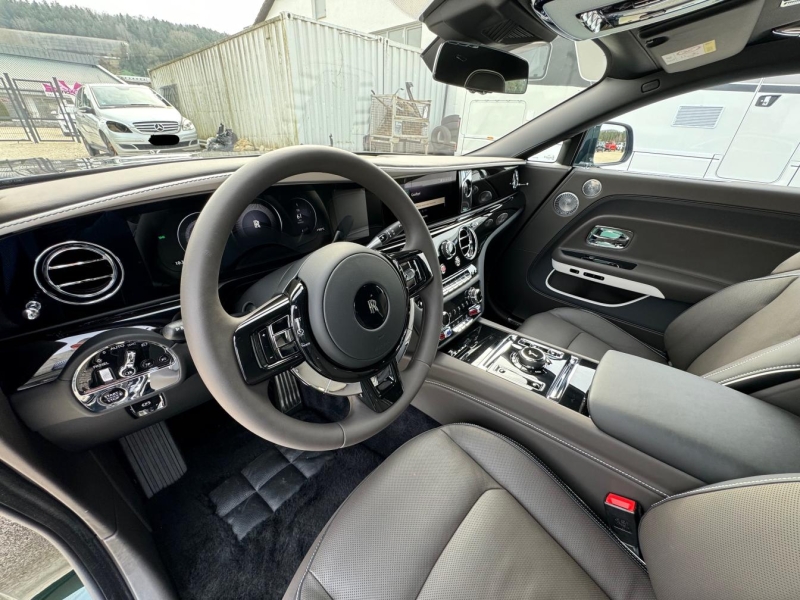 Rolls-Royce Spectre электро 2025 id-1006849 Купить Rolls-Royce Spectre электро 2025 id-1006849 в Киеве, Фото №23