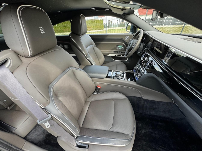 Rolls-Royce Spectre электро 2025 id-1006849 Купить Rolls-Royce Spectre электро 2025 id-1006849 в Киеве, Фото №37