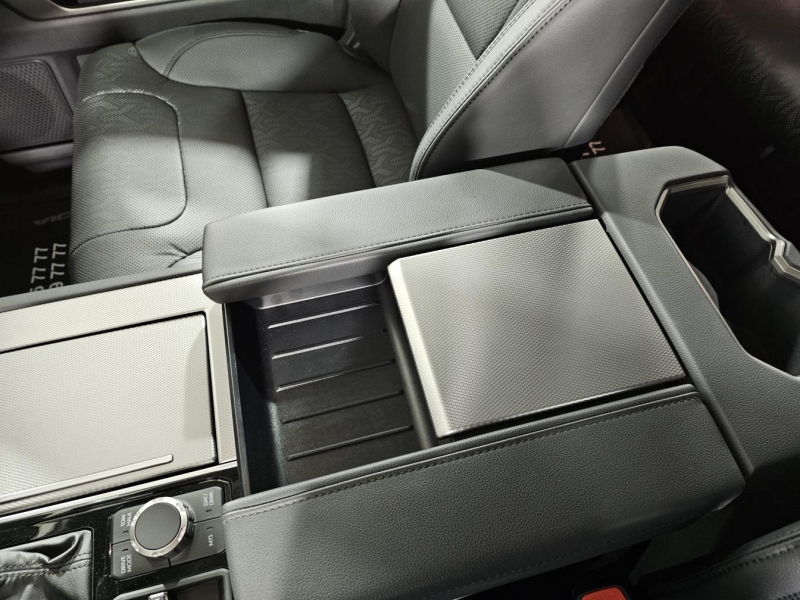 Купить Toyota Sequoia Limited гибрид 2026 id-1006864 в Киеве, Фото №27