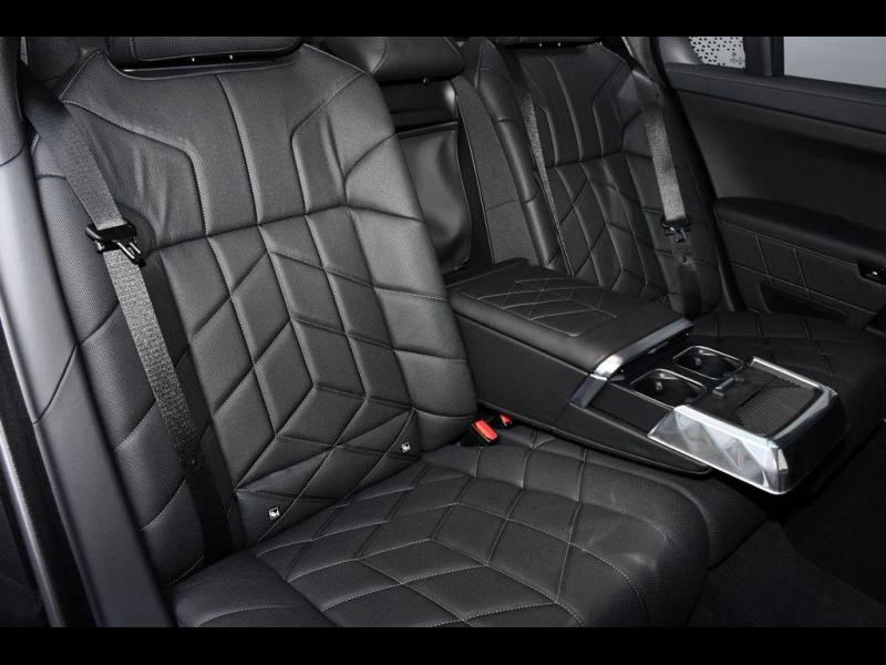 BMW i7 M70 xDrive электро 2024 id-1006874 Купить BMW i7 M70 xDrive электро 2024 id-1006874 в Киеве, Фото №9