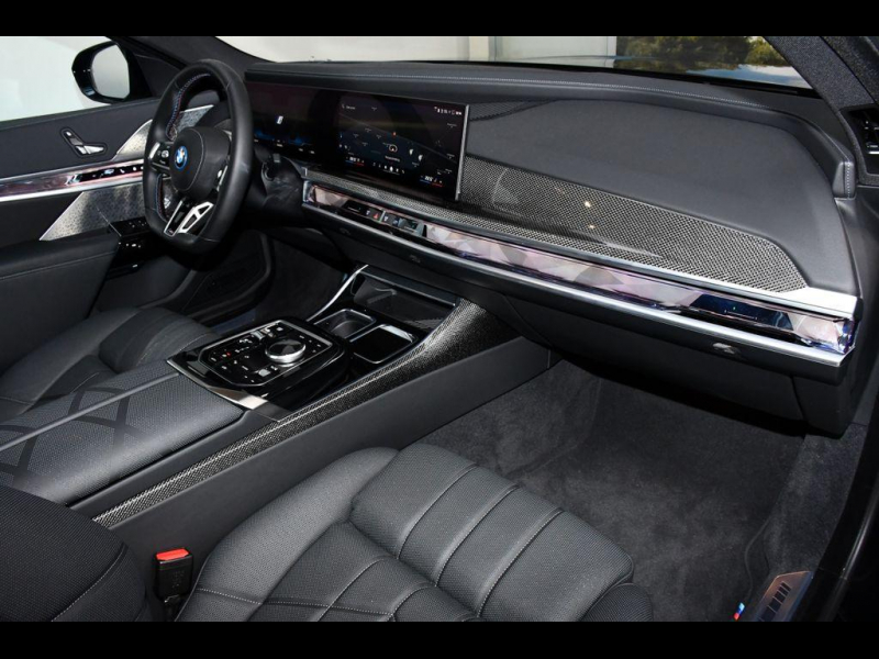 BMW i7 M70 xDrive электро 2024 id-1006874 Купить BMW i7 M70 xDrive электро 2024 id-1006874 в Киеве, Фото №11