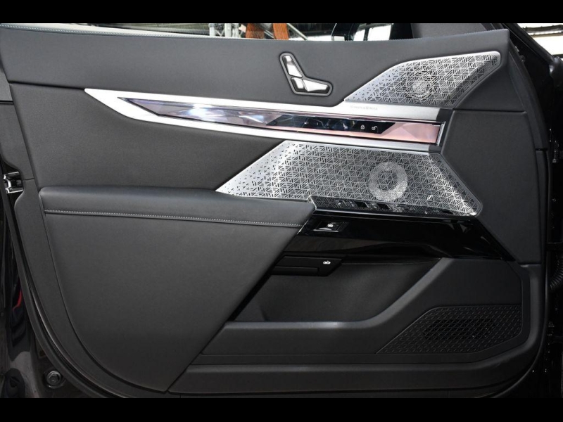 BMW i7 M70 xDrive электро 2025 id-1006874 Купить BMW i7 M70 xDrive электро 2025 id-1006874 в Киеве, Фото №14