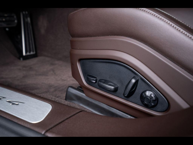 Porsche Panamera 4 бензин 2026 id-1006877 Купить Porsche Panamera 4 бензин 2026 id-1006877 в Киеве, Фото №23