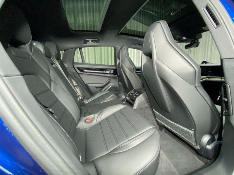 Porsche Panamera 4 бензин 2026 id-1006879 Купить Porsche Panamera 4 бензин 2026 id-1006879 в Киеве, Фото №12