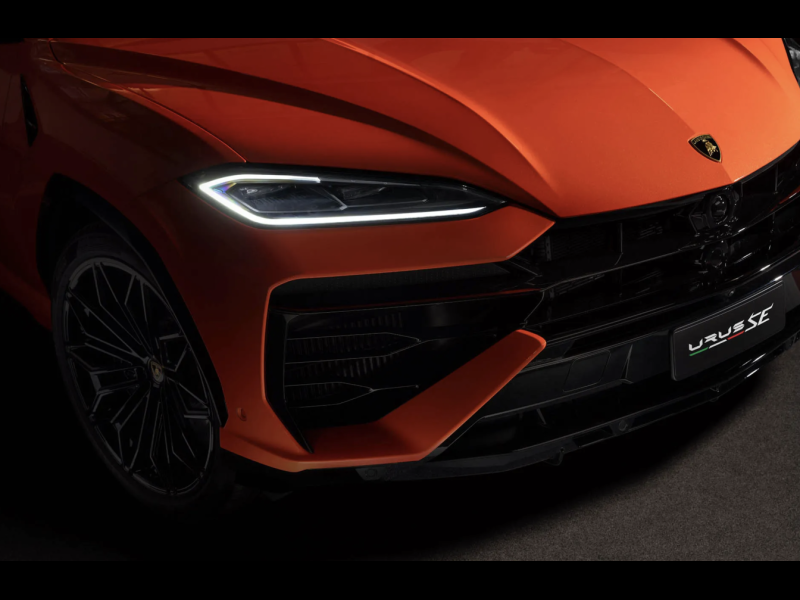 Lamborghini Urus SE гибрид 2025 id-1006893 Купить Lamborghini Urus SE гибрид 2025 id-1006893 в Киеве, Фото №24