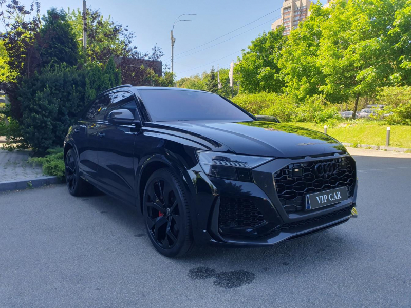 Audi RS Q8 бензин 2020 id-1006897 Купить Audi RS Q8 бензин 2020 id-1006897 в Киеве, Фото №1