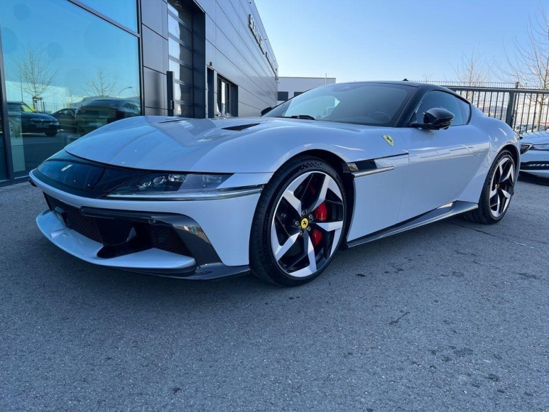 Ferrari 12Cilindri бензин 2025 id-1006903