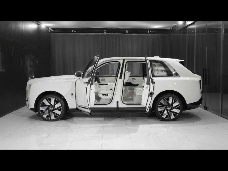 Купить Rolls-Royce Cullinan Black Badge Series II бензин 2026 id-1006900 в Киеве, Фото №3