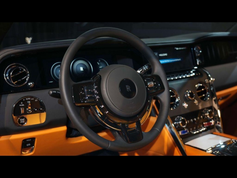 Rolls-Royce Cullinan Series II бензин 2026 id-1006899 Купить Rolls-Royce Cullinan Series II бензин 2026 id-1006899 в Киеве, Фото №8