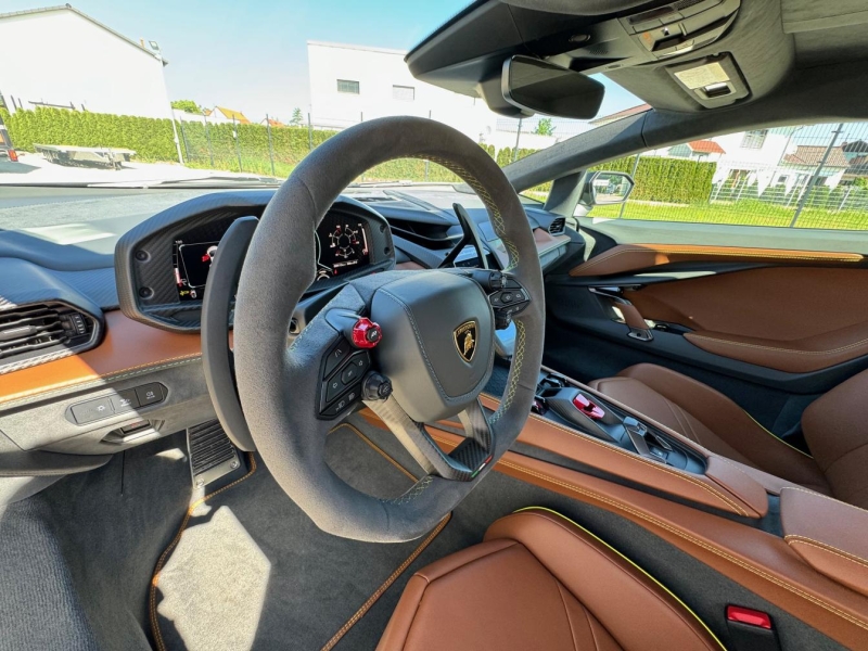 Купить Lamborghini Revuelto гибрид 2025 id-1006912 в Киеве, Фото №14