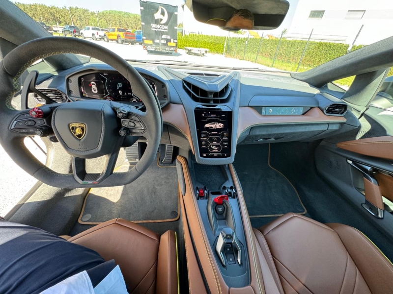 Купить Lamborghini Revuelto гибрид 2025 id-1006912 в Киеве, Фото №20