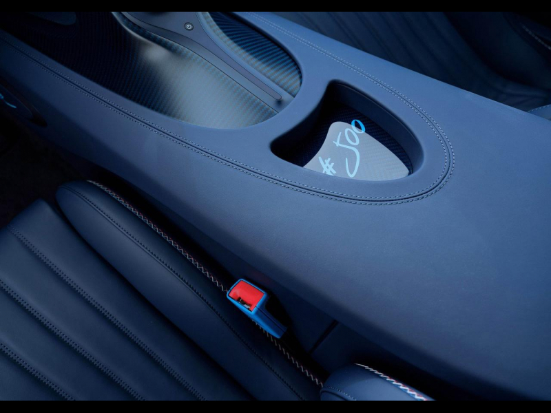 Bugatti Chiron Super Sport L-Ultime бензин 2024 id-1006928 Купить Bugatti Chiron Super Sport L-Ultime бензин 2024 id-1006928 в Киеве, Фото №7