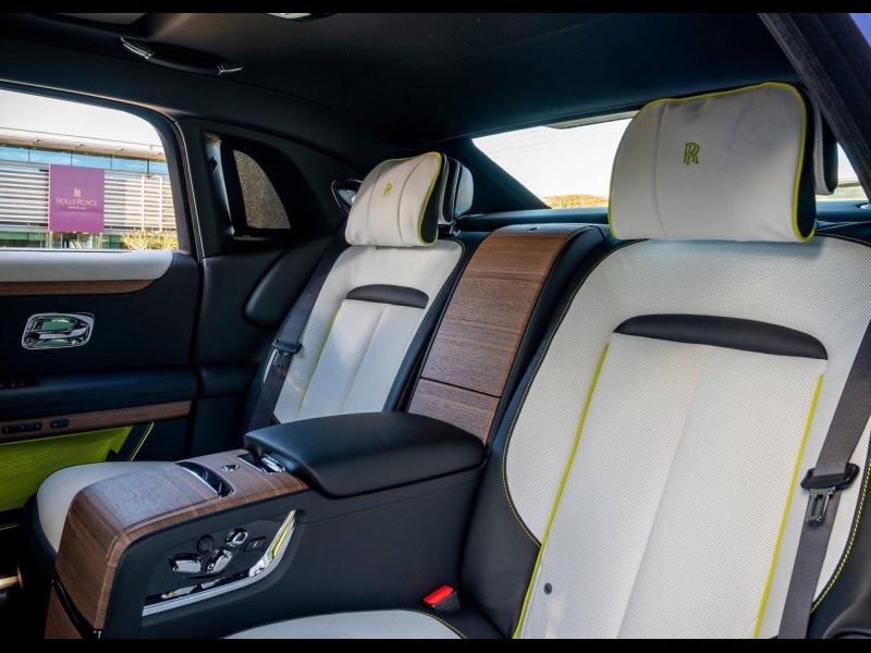Купить Rolls-Royce Ghost Extended бензин 2026 id-1006930 в Киеве, Фото №3