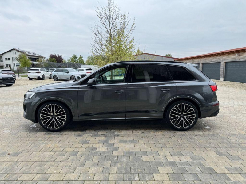 Audi SQ7 TFSI бензин 2024 id-1006932 Купить Audi SQ7 TFSI бензин 2024 id-1006932 в Киеве, Фото №1