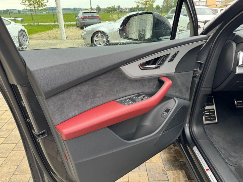 Audi SQ7 TFSI бензин 2024 id-1006932 Купить Audi SQ7 TFSI бензин 2024 id-1006932 в Киеве, Фото №10