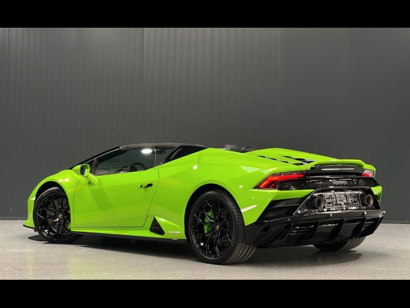 Lamborghini Huracan EVO Spyder бензин 2024 id-1006937 Купить Lamborghini Huracan EVO Spyder бензин 2024 id-1006937 в Киеве, Фото №5