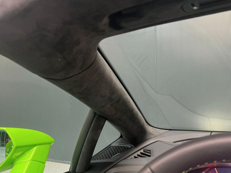 Lamborghini Huracan EVO Spyder бензин 2024 id-1006937 Купить Lamborghini Huracan EVO Spyder бензин 2024 id-1006937 в Киеве, Фото №13