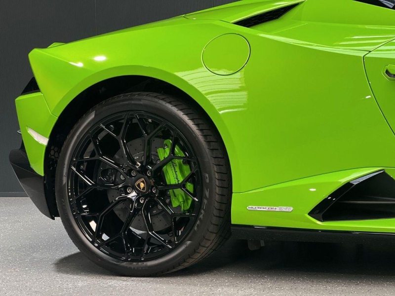 Lamborghini Huracan EVO Spyder бензин 2024 id-1006937 Купить Lamborghini Huracan EVO Spyder бензин 2024 id-1006937 в Киеве, Фото №30