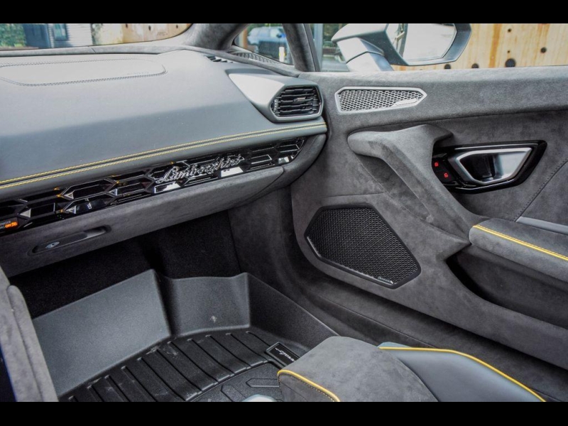 Купить Lamborghini Huracan Sterrato бензин 2026 id-1006936 в Киеве, Фото №19