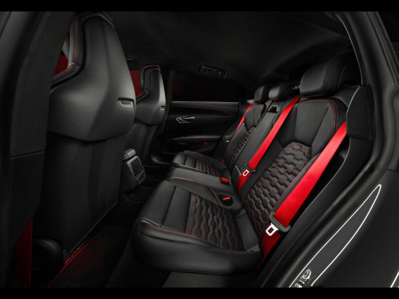 Audi RS E-tron GT quattro бензин 2025 id-1006935 Купить Audi RS E-tron GT quattro бензин 2025 id-1006935 в Киеве, Фото №11