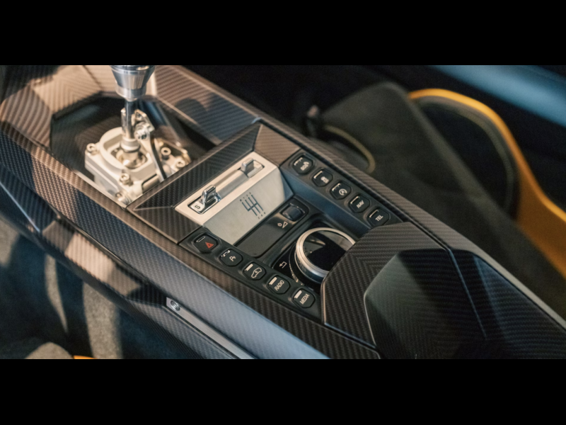 Купить Aston-Martin Valiant бензин 2026 id-1006947 в Киеве, Фото №8