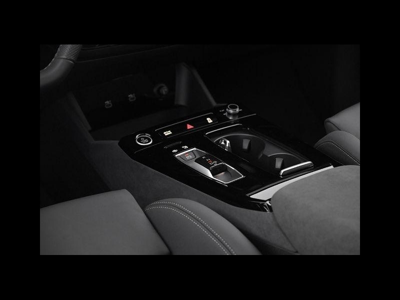 Купить Audi Q6 E-tron 55 quattro электро 2026 id-1006974 в Киеве, Фото №11