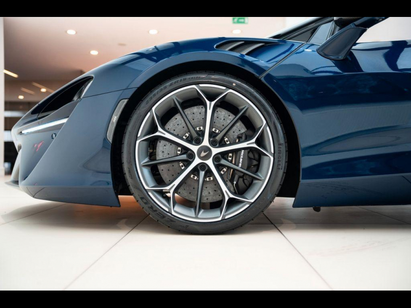 McLaren Artura Spider гибрид 2024 id-1006972 Купить McLaren Artura Spider гибрид 2024 id-1006972 в Киеве, Фото №14