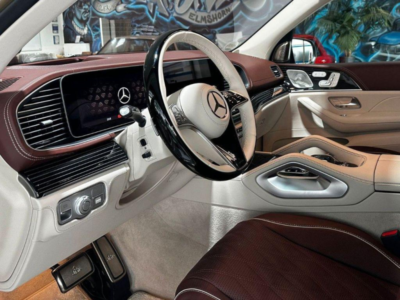 Mercedes-Maybach GLS 600 бензин 2024 id-1006980 Купить Mercedes-Maybach GLS 600 бензин 2024 id-1006980 в Киеве, Фото №4