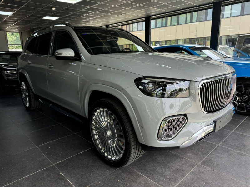 Mercedes-Maybach GLS 600 бензин 2024 id-1006979 Купить Mercedes-Maybach GLS 600 бензин 2024 id-1006979 в Киеве, Фото №3