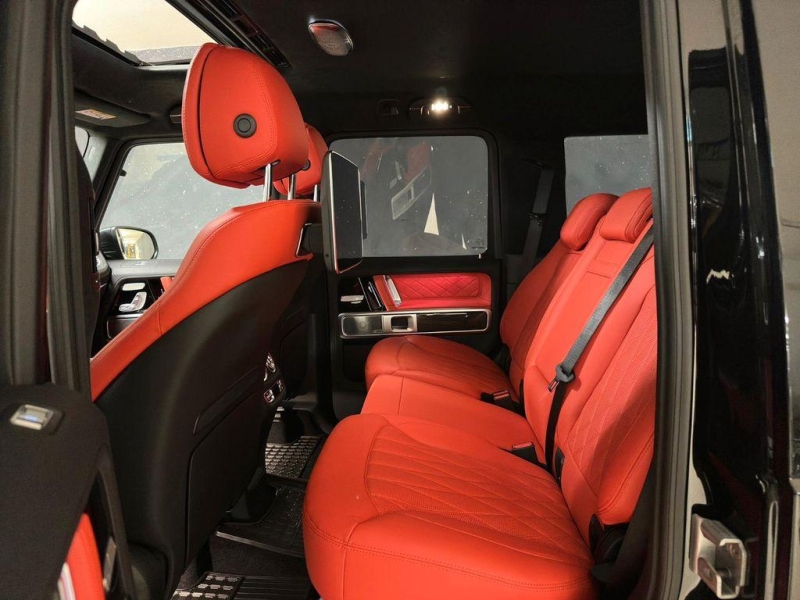 Купить Mercedes-Benz G 63 AMG бензин 2025 id-1007008 в Киеве, Фото №12