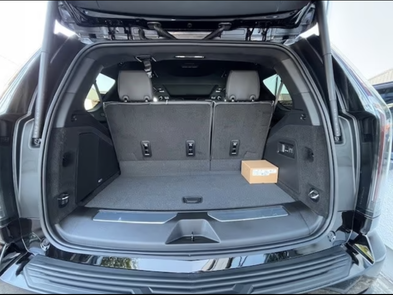 Купить Cadillac Escalade V-Series бензин 2025 id-1007015 в Киеве, Фото №8