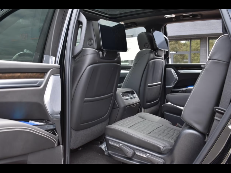 Cadillac Escalade Sport Platinum бензин 2025 id-1007014 Купить Cadillac Escalade Sport Platinum бензин 2025 id-1007014 в Киеве, Фото №13