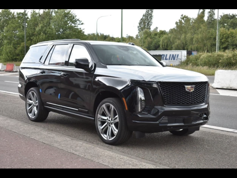Купить Cadillac Escalade Sport Platinum бензин 2026 id-1007014 в Киеве, Фото №0
