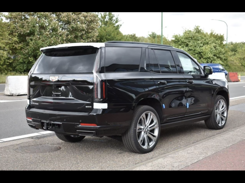 Купить Cadillac Escalade Sport Platinum бензин 2026 id-1007014 в Киеве, Фото №2