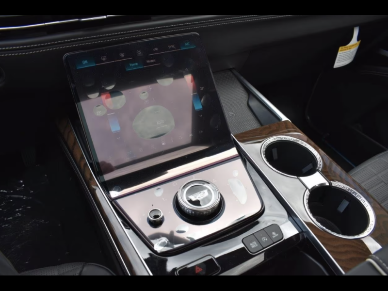 Купить Cadillac Escalade Sport Platinum бензин 2026 id-1007014 в Киеве, Фото №10