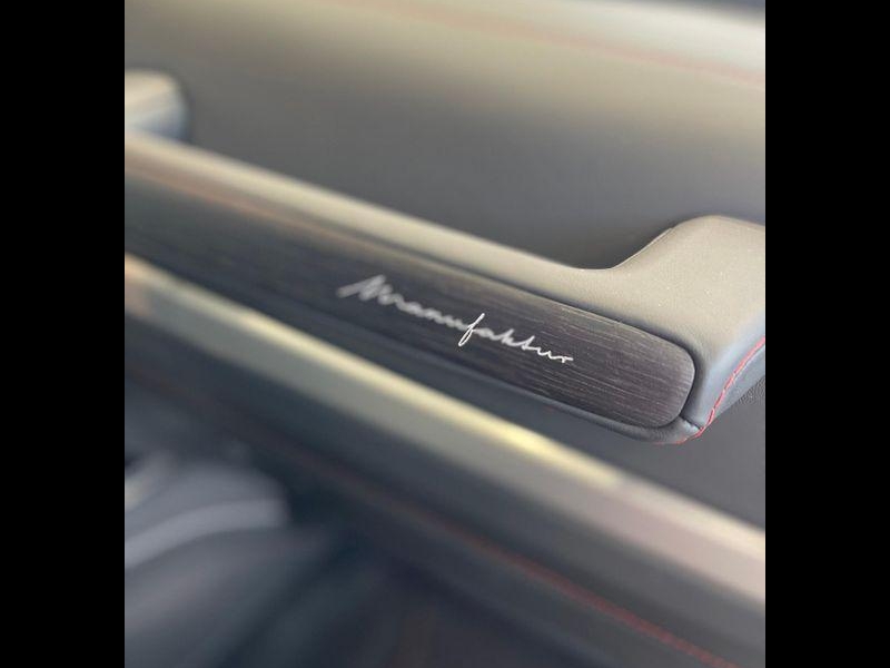 Mercedes-Benz G 450d дизель 2026 id-1007030 Купить Mercedes-Benz G 450d дизель 2026 id-1007030 в Киеве, Фото №17