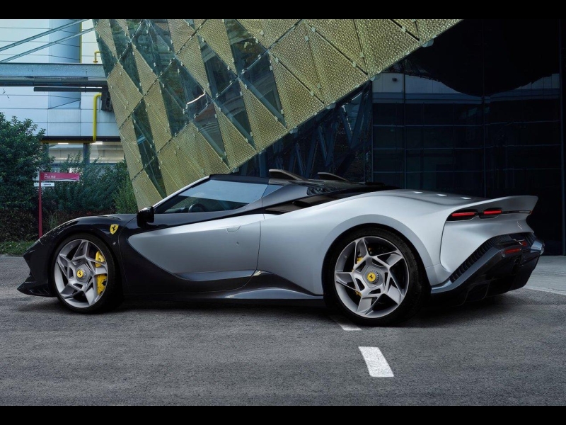 Купить Ferrari SP-8 бензин 2025 id-1007045 в Киеве, Фото №1
