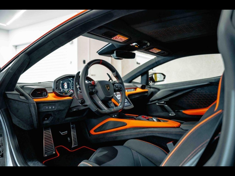 Купить Lamborghini Revuelto гибрид 2025 id-1007051 в Киеве, Фото №13