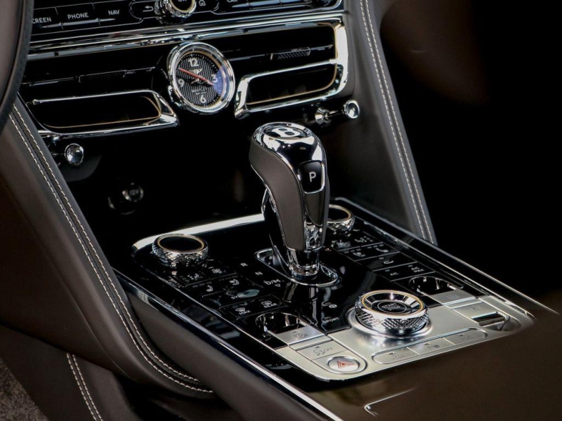 Bentley Flying Spur гибрид 2025 id-1007062 Купить Bentley Flying Spur гибрид 2025 id-1007062 в Киеве, Фото №12