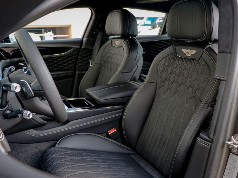 Bentley Flying Spur гибрид 2025 id-1007062 Купить Bentley Flying Spur гибрид 2025 id-1007062 в Киеве, Фото №8