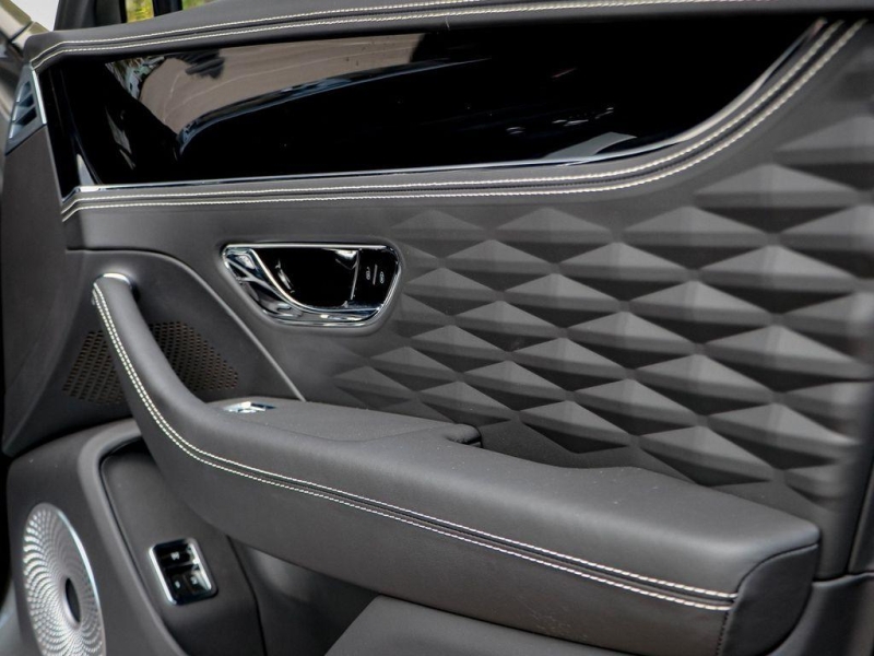 Bentley Flying Spur гибрид 2025 id-1007062 Купить Bentley Flying Spur гибрид 2025 id-1007062 в Киеве, Фото №11