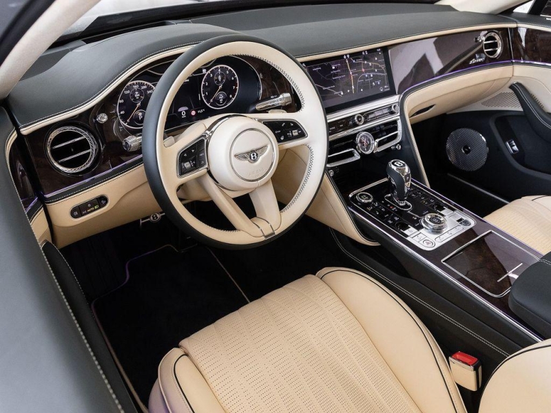 Купить Bentley Flying Spur Azure бензин 2025 id-1007061 в Киеве, Фото №5