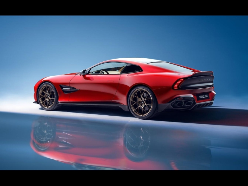 Купить Aston-Martin Vanquish бензин 2026 id-1007063 в Киеве, Фото №1