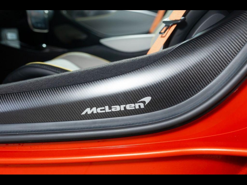 McLaren Artura гибрид 2025 id-1007072 Купить McLaren Artura гибрид 2025 id-1007072 в Киеве, Фото №11