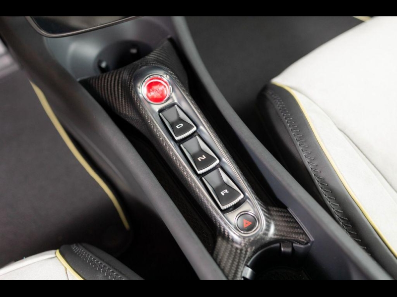 McLaren Artura гибрид 2025 id-1007072 Купить McLaren Artura гибрид 2025 id-1007072 в Киеве, Фото №14