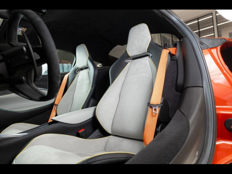 McLaren Artura гибрид 2025 id-1007072 Купить McLaren Artura гибрид 2025 id-1007072 в Киеве, Фото №18