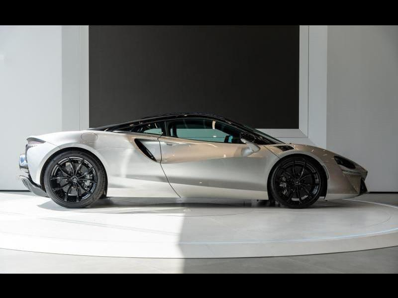 McLaren Artura Coupe гибрид 2024 id-1007071 Купить McLaren Artura Coupe гибрид 2024 id-1007071 в Киеве, Фото №8