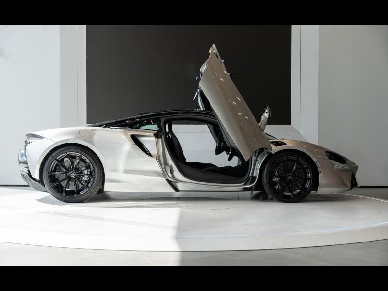 Купить McLaren Artura Coupe гибрид 2025 id-1007071 в Киеве, Фото №2