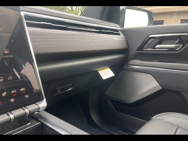 GMC Sierra EV Denali Edition 1 электро 2025 id-1007079 Купить GMC Sierra EV Denali Edition 1 электро 2025 id-1007079 в Киеве, Фото №9