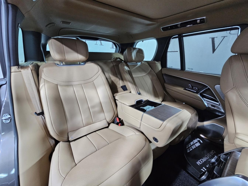 Купить Land-Rover Range-Rover Autobiography дизель 2026 id-1007085 в Киеве, Фото №5